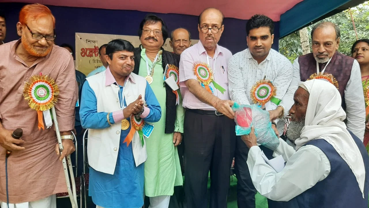 ধর্মীয় ভেদাভেদের উর্ধ্বে মানুষের জন্য সেবার কাজই বড়: জাভেদ খান