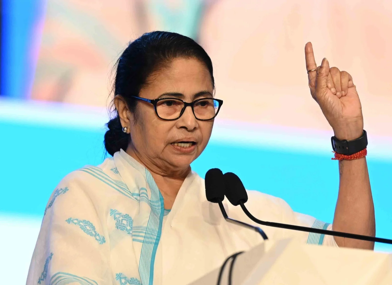 পাপিষ্ঠরা যেখানে গেল, সেখানে গিয়েই ভরাডুবি হল: বিশ্বকাপ নিয়ে বিঁধলেন মমতা