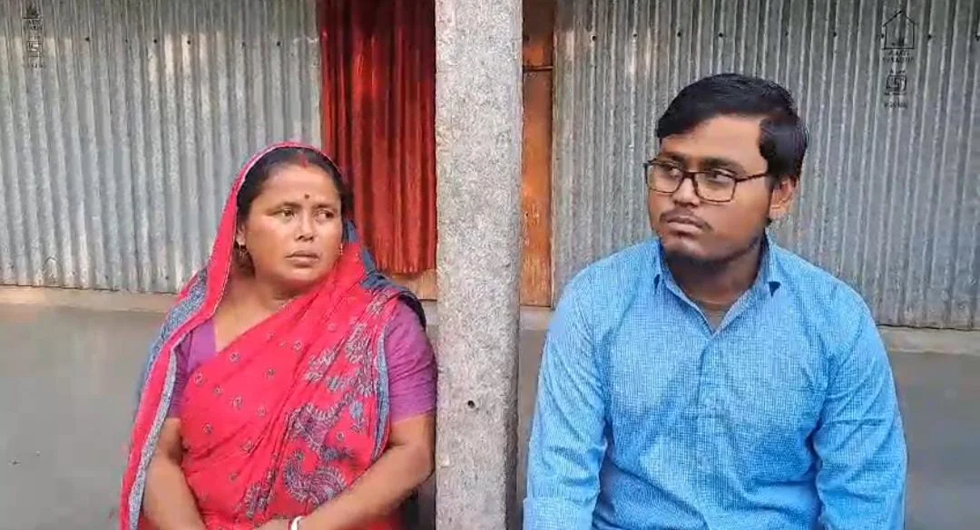 আঁধার থেকে ফিরল মানিক