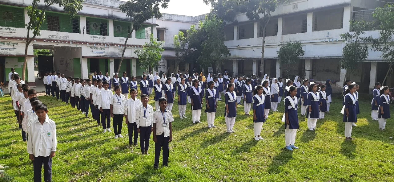 মুমূর্ষু রোগীর রক্তের প্রয়োজন মেটাতে সীমান্তের স্কুলে তৈরি হলো রক্তের ডেটাব্যাঙ্ক