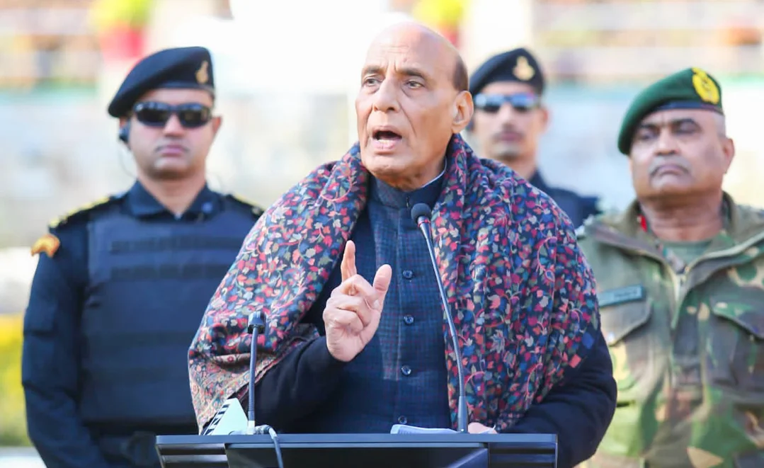 মানুষের হৃদয় জিততে হবে, পুঞ্চকান্ডে সেনাবাহিনীকে বার্তা রাজনাথের