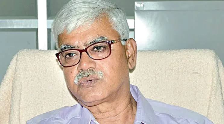 হাজিরা এড়ালেন প্রাক্তন উপাচার্য, কোর্টের ভৎর্সনার মুখে বিদ্যুৎ