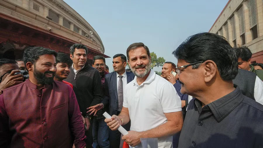 আসল ইতিহাস জানেন না, নেহরুর ভুল নীতি মন্তব্য নিয়ে শাহকে তোপ রাহুলের