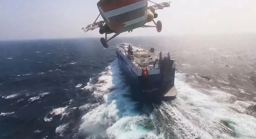 লোহিত সাগরে ‘বৃহত্তম’ হামলা হুথি যোদ্ধাদের