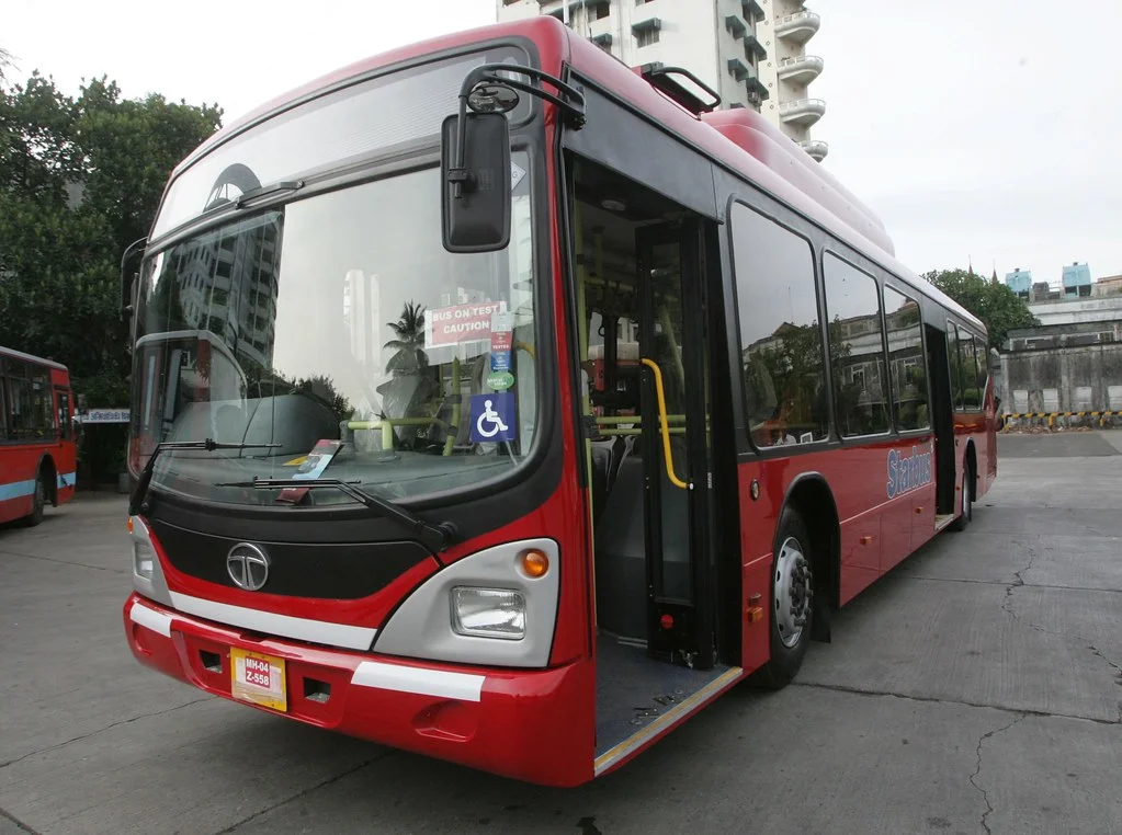 সাইবার সচেতনতায় কলকাতার রাস্তায় নামছে 'টেক স্যাভি’ বাস
