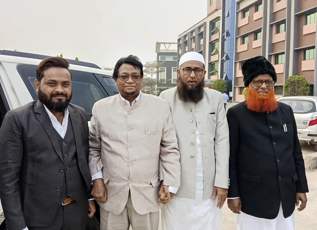 জ্ঞানচর্চা যত বাড়বে, অন্ধকার তত দূর হবে: ইমরান