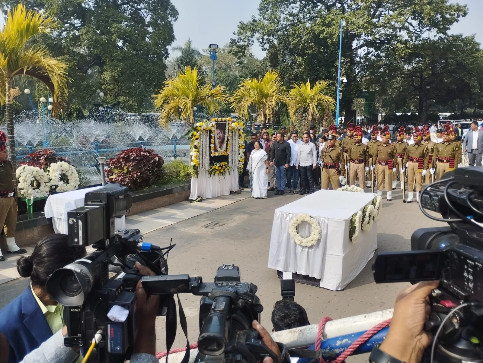 গান স্যালুটে চিরবিদায় উস্তাদ রশিদ খান, শ্রদ্ধাজ্ঞাপন মুখ্যমন্ত্রীর