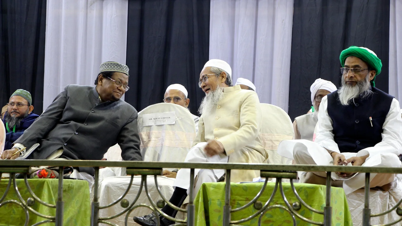 নেতাজি ইন্ডোরে জমিয়তে উলামায়ে হিন্দের শতবর্ষ পূর্তি অনুষ্ঠান   