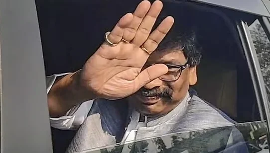 অবশেষে ইডির মুখোমুখি হেমন্ত সোরেন