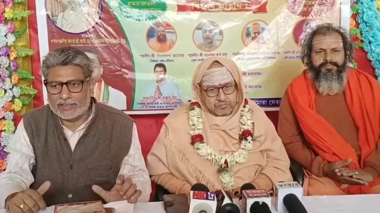 অযোধ্যায় রাম মন্দিরের উদ্বোধন উপলক্ষে হাওড়ায় শুভেন্দুর উপস্থিতিতে  করসেবক, পুরোহিত, সাধুসন্তদের সংবর্ধনার আয়োজন