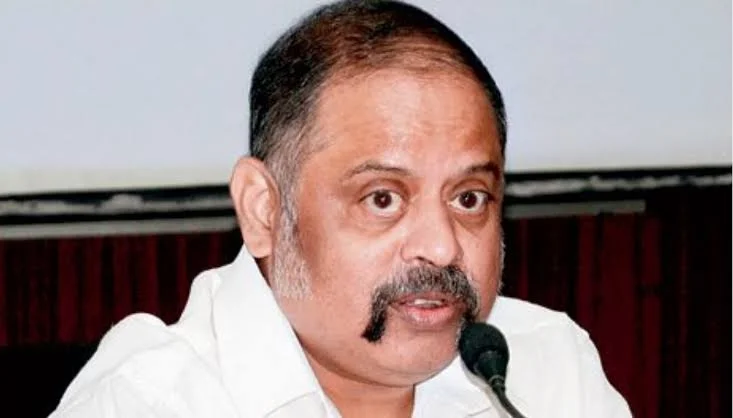 আদালত অবমাননা মামলায় হাইকোর্টে ক্ষমা চাইলেন রাজ্য নির্বাচন কমিশনার রাজীব সিনহা