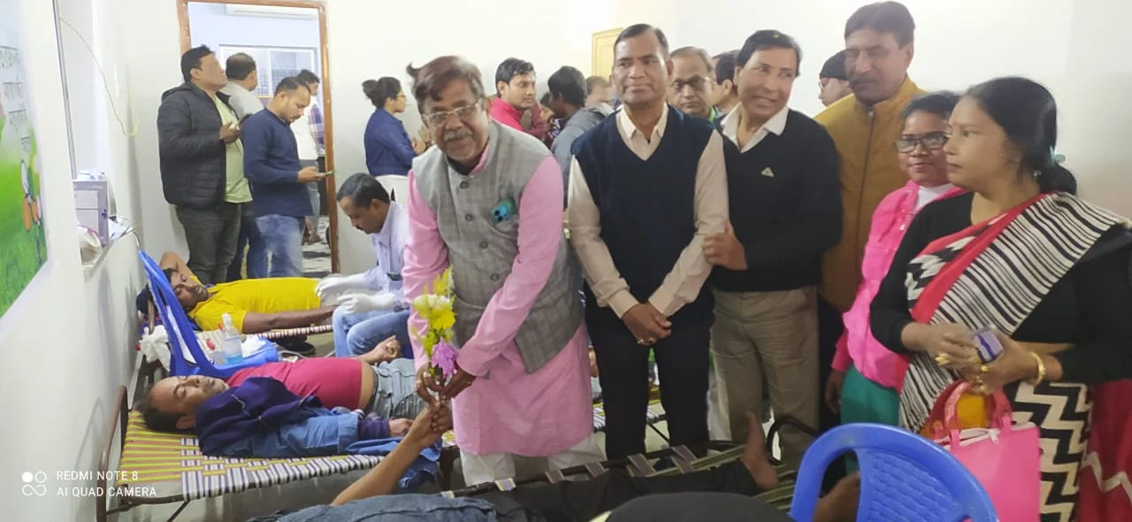 গান্ধীজির প্রয়াণ দিবসে রক্তদান শিবির বর্ধমান জেলা তৃনমূলের