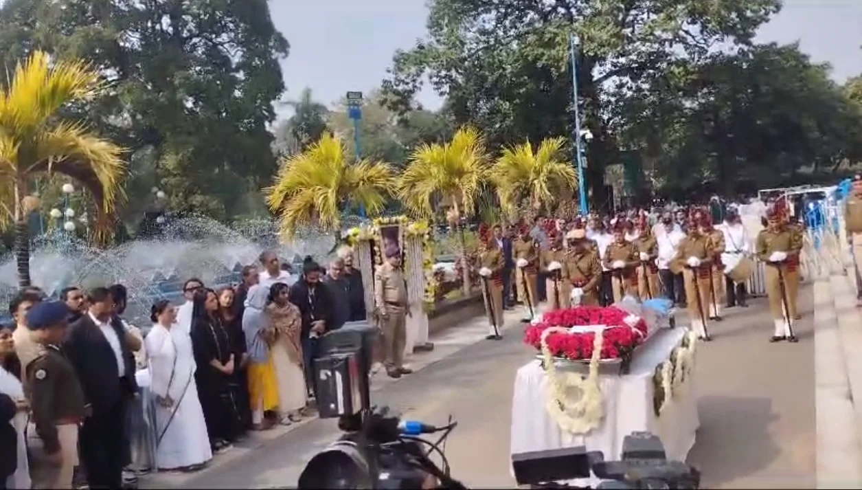 গান স্যালুটে চিরবিদায় উস্তাদ রশিদ খান, শ্রদ্ধাজ্ঞাপন মুখ্যমন্ত্রীর