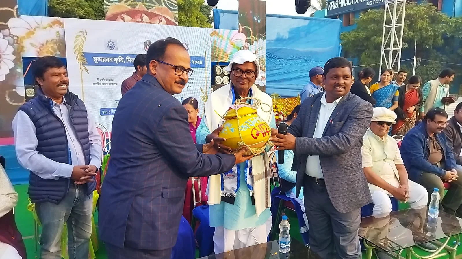সুন্দরবনে কৃষি, শিক্ষা, হস্তশিল্প ও পরিবেশ মেলার সূচনা সুন্দরবন উন্নয়ন মন্ত্রী বঙ্কিম চন্দ্র হাজরার