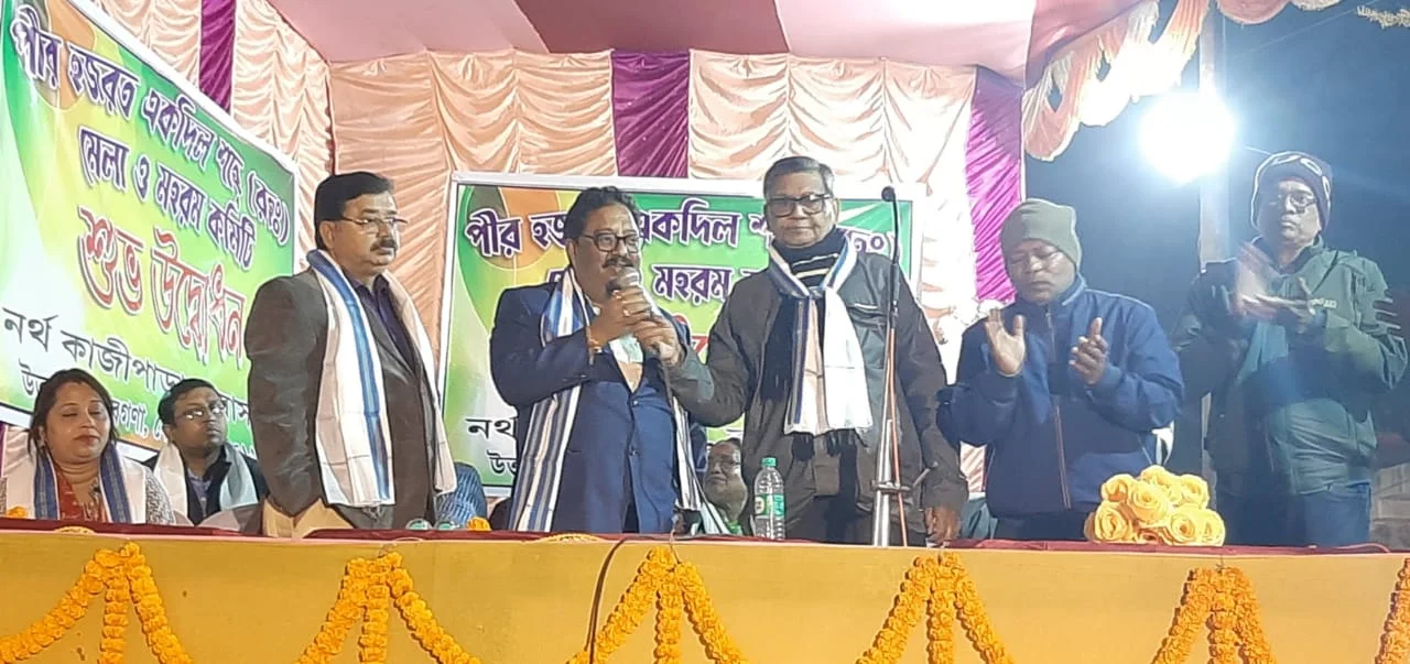 সম্প্রীতির অটুট বন্ধনে সাড়ে পাঁচশো বছরের পুরনো পীর হযরত একদিল শাহ রহ.-র মেলা