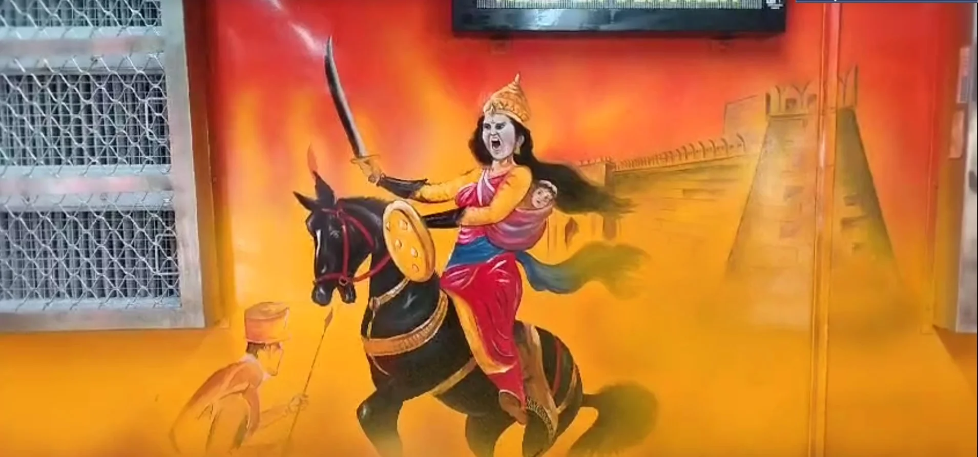 প্রজাতন্ত্র দিবস উপলক্ষে সাজানো হলো রেলের বগি