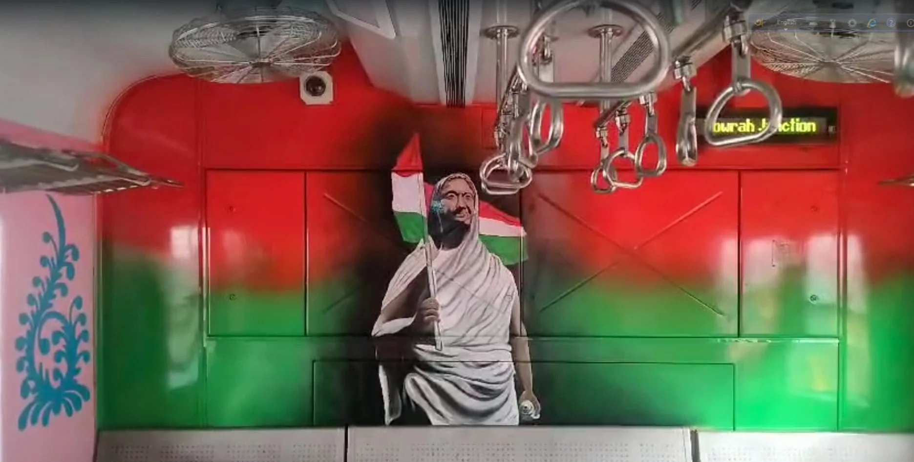 প্রজাতন্ত্র দিবস উপলক্ষে সাজানো হলো রেলের বগি