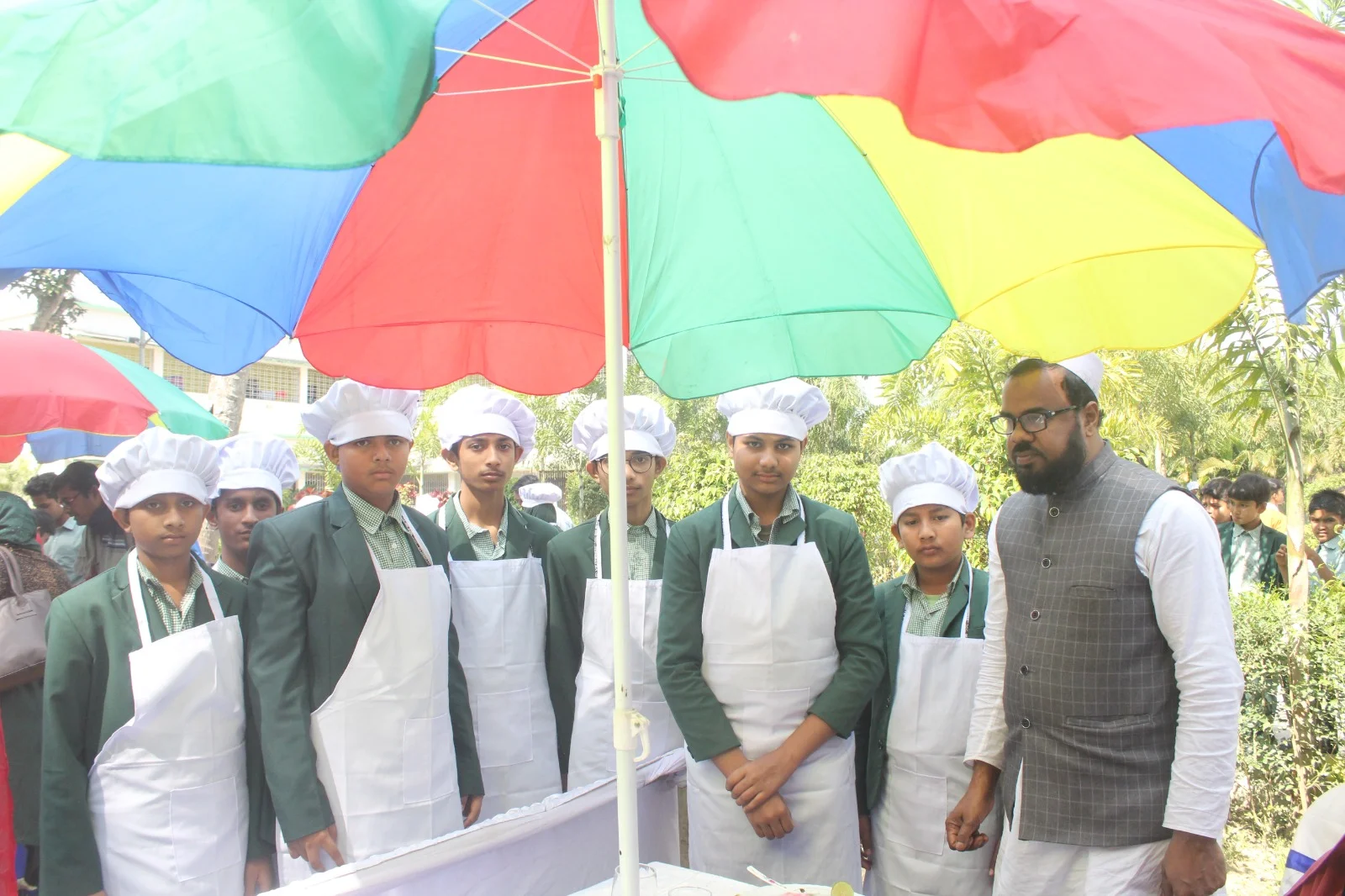 ফ্রন্টপেজ পাবলিক স্কুলে অনুষ্ঠিত হল রান্না প্রতিযোগিতা