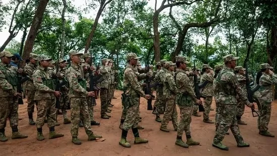 মায়ানমারের ৭ শহরে সরকার গঠন করবে বিদ্রোহীরা