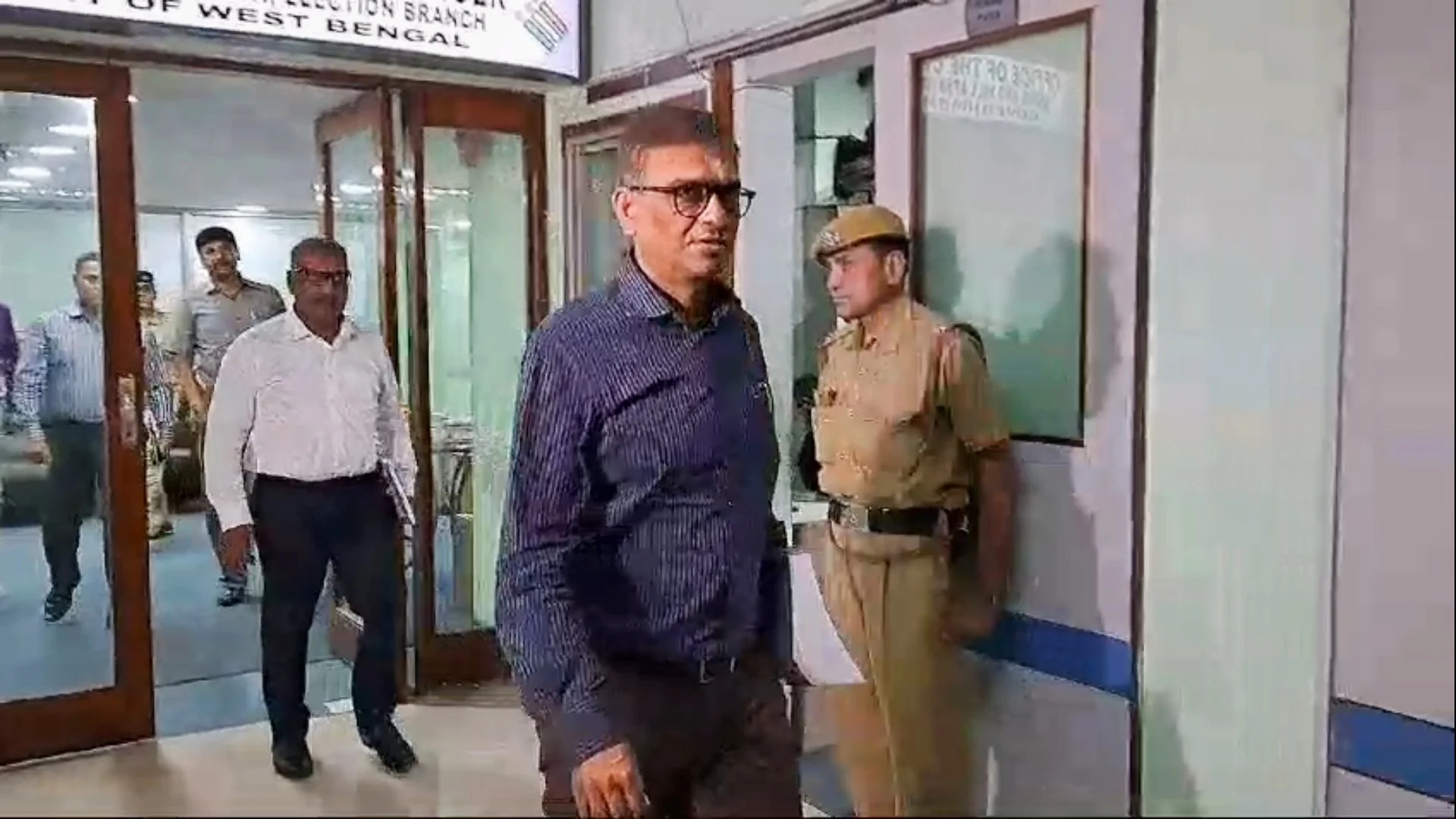 সিআরপিএফের নতুন নোডাল অফিসারের সঙ্গে বৈঠক মুখ্য নির্বাচনী আধিকারিকের