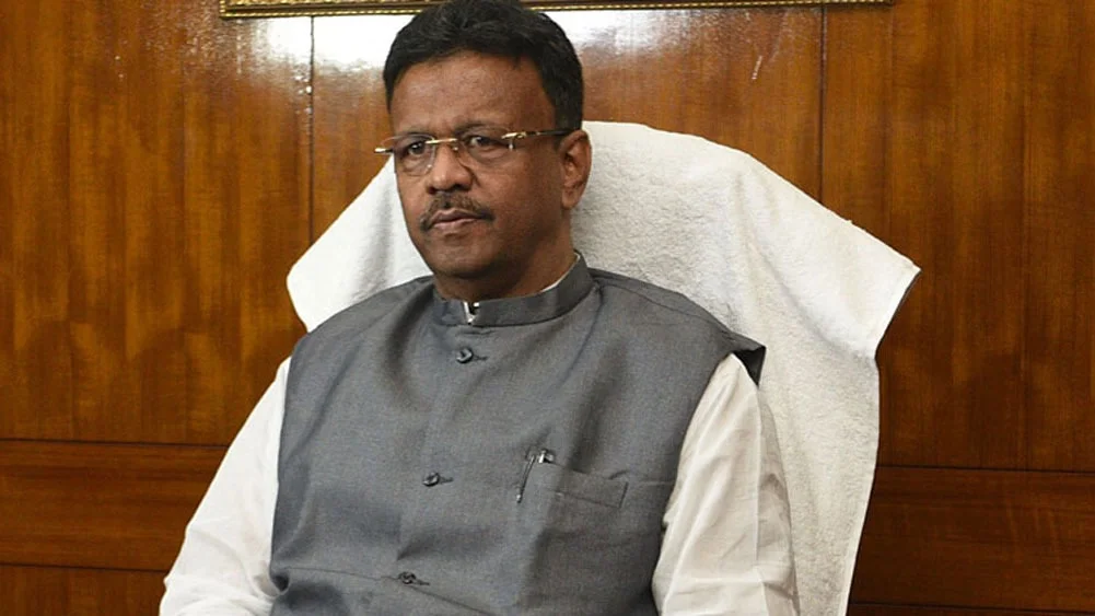 কোনো কিছুই লোক দেখানো নয়, শাহজাহান প্রসঙ্গে মন্তব্য ফিরহাদের