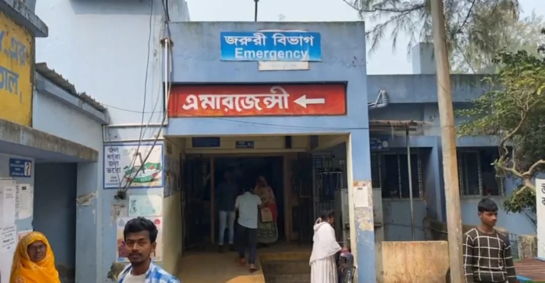 শরীর অসুস্থ, হাসপাতালের শয্যায় শুয়ে পরীক্ষা দিল জয়নগরের তিলপির উচ্চ মাধ্যমিক পরীক্ষার্থী