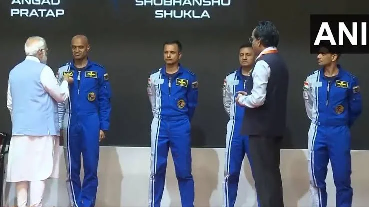 গগনযান মিশন: চার মহাকাশচারীর নাম প্রকাশ্যে আনল ইসরো, 'ঐতিহাসিক মুহূর্ত' মত প্রধানমন্ত্রীর