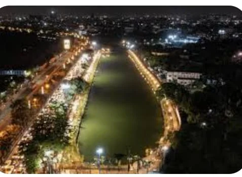 বিমানবন্দর অঞ্চলে মেট্রোর কাজ নিয়ে সমস্যা, এলেন সমীক্ষকরা