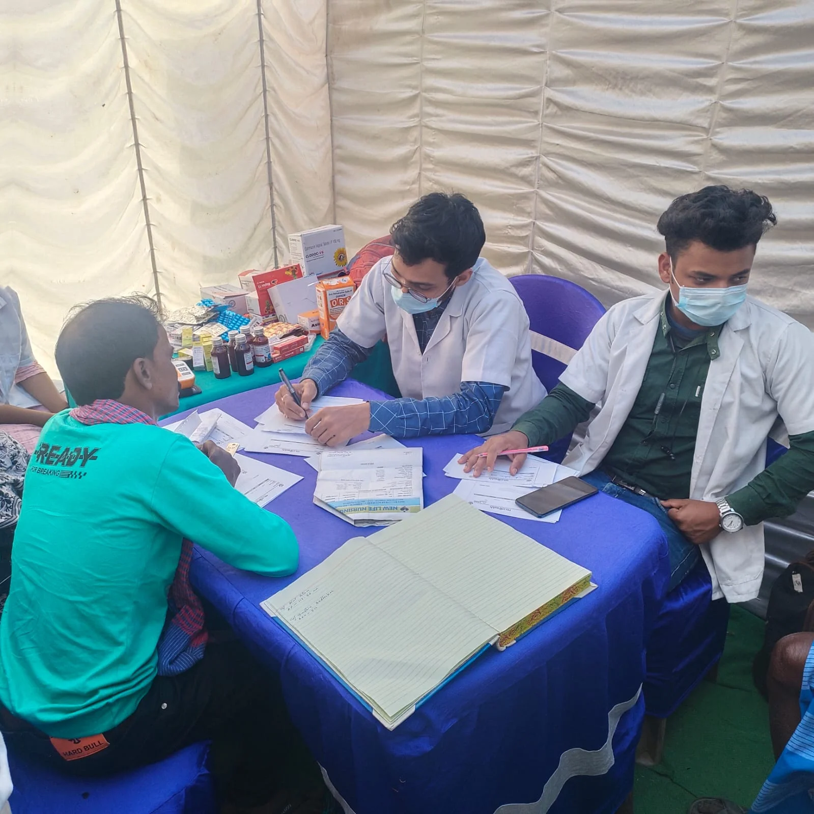 বিনামূল্যে স্বাস্থ্য পরিষেবা শিবির ডেউচা পাঁচামিতে