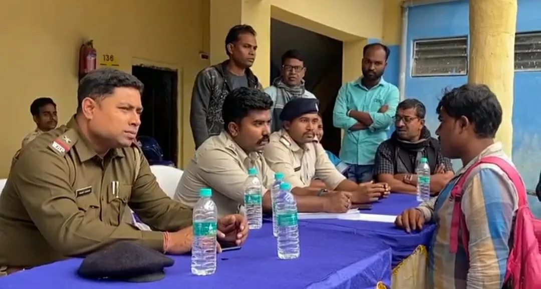 বারুইপুর পুলিশ জেলার উদ্যোগে এবারে দুয়ারে থানার মাধ্যমে সহায়তা কেন্দ্র