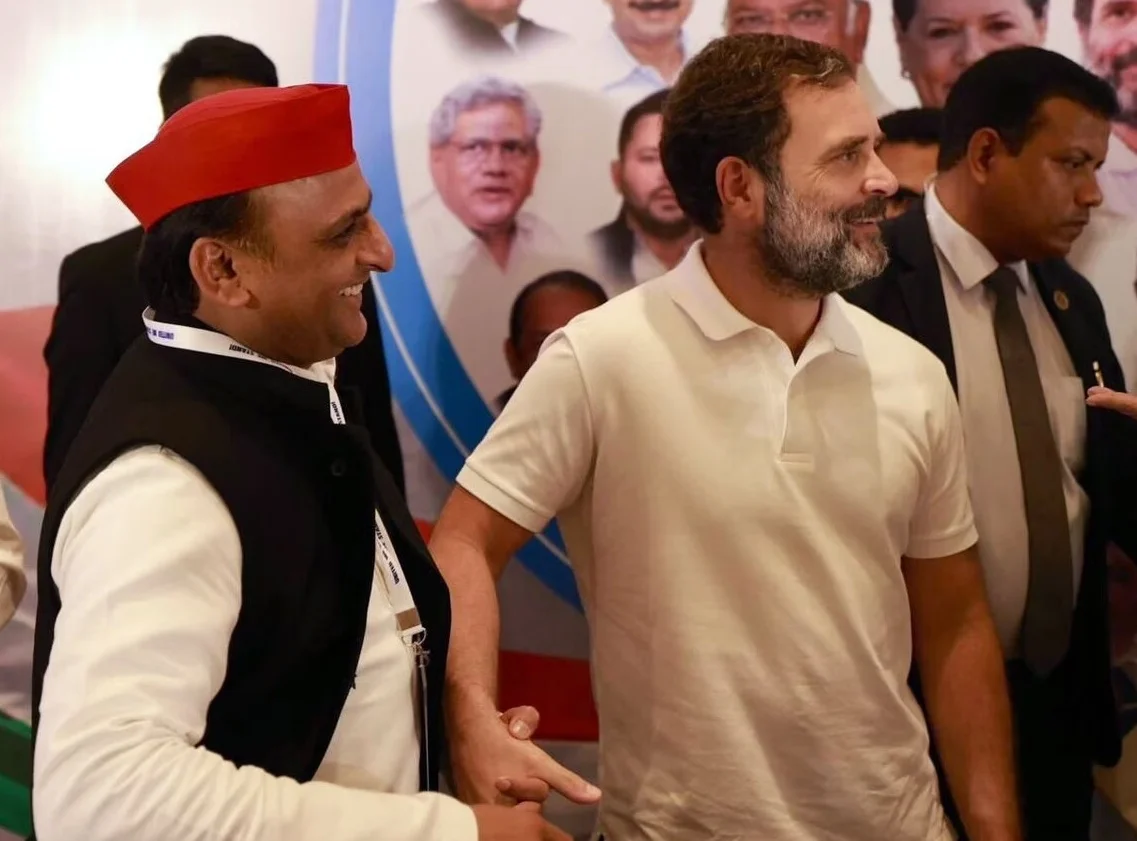 ইউপিতে কংগ্রেসের সঙ্গে জোট বাঁধবে সপা, ভরসা অখিলেশের