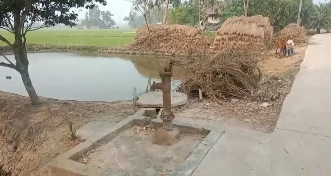 গরমের শুরুতেই পানীয় জলের সংকট, ভোগান্তিতে জয়নগরের একাধিক গ্রাম