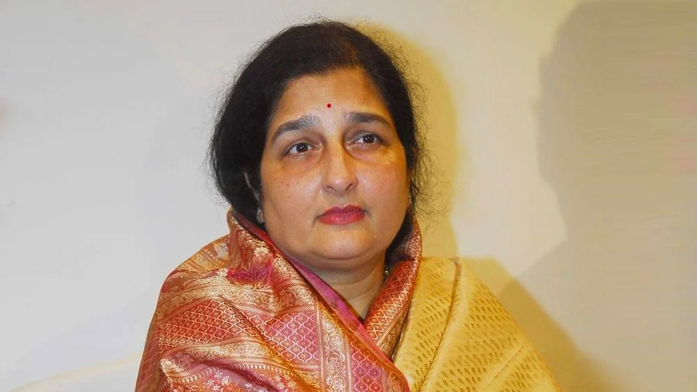 বিজেপিতে যোগ দিলেন সংগীত শিল্পী অনুরাধা পড়ওয়াল