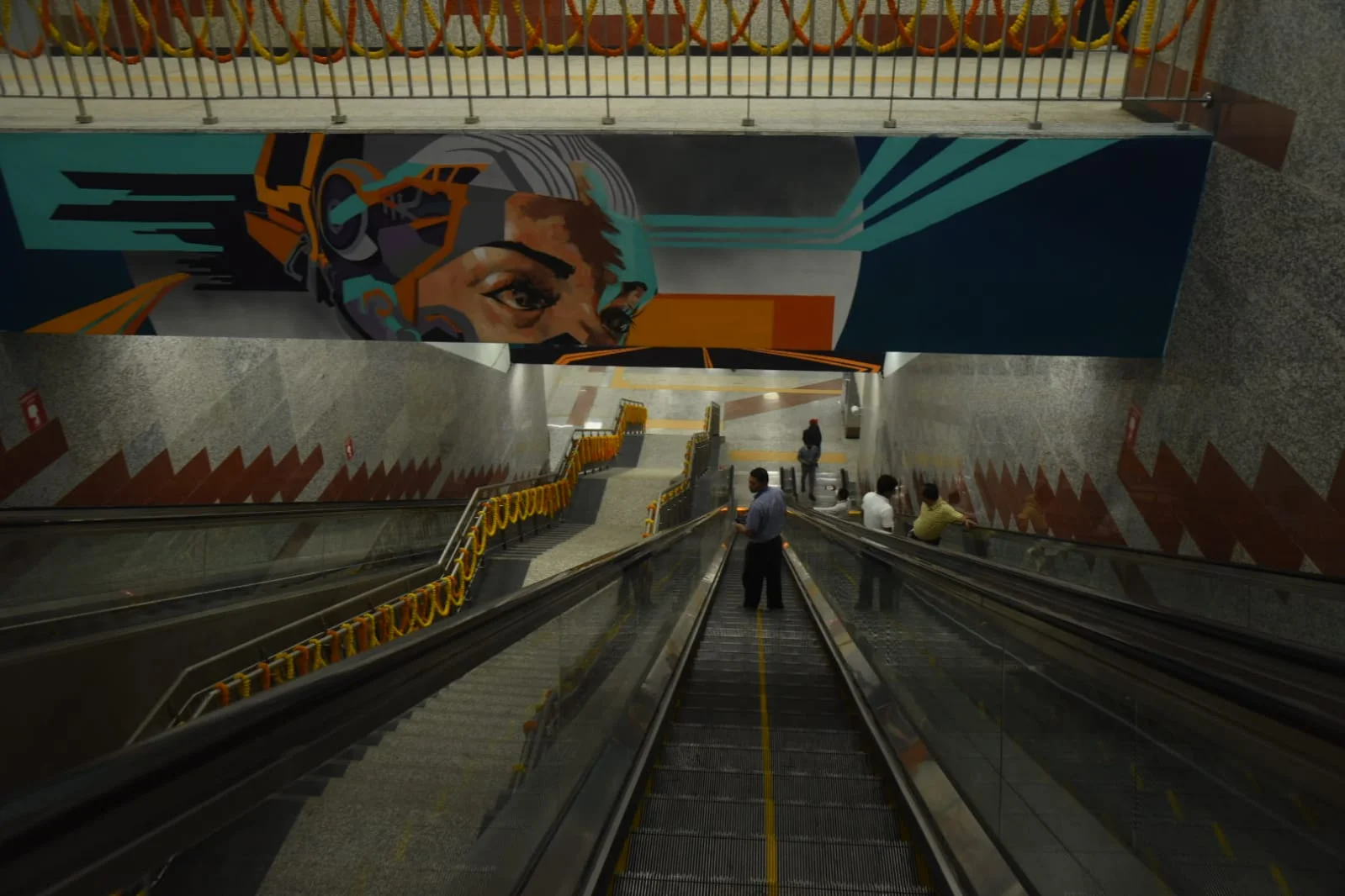 গঙ্গার তলা দিয়ে চালু হল মেট্রো পরিষেবা, উদ্বোধন প্রধানমন্ত্রীর