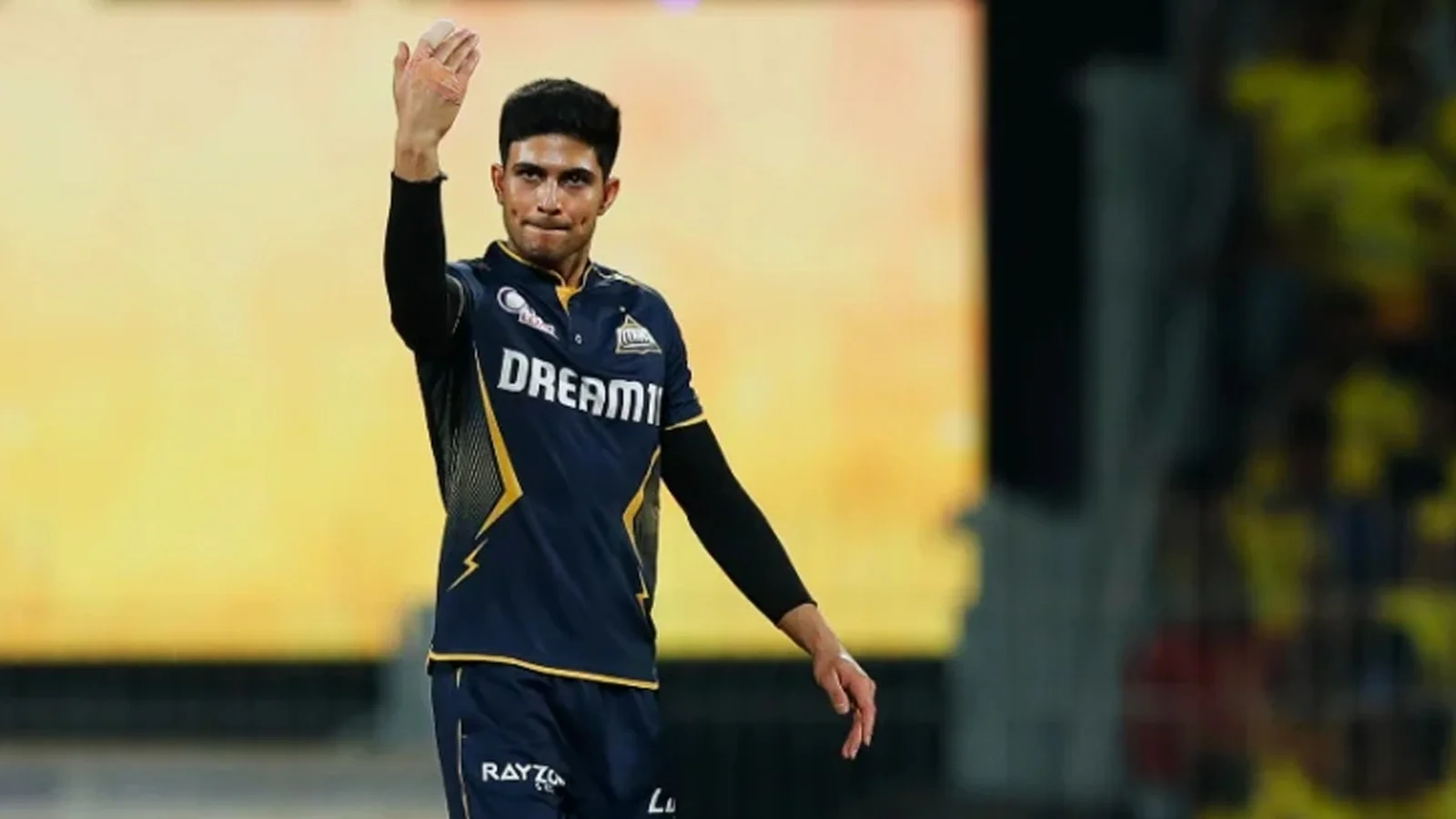 জরিমানা শুভমানের-- দিতে হবে মোটা অঙ্কের টাকা