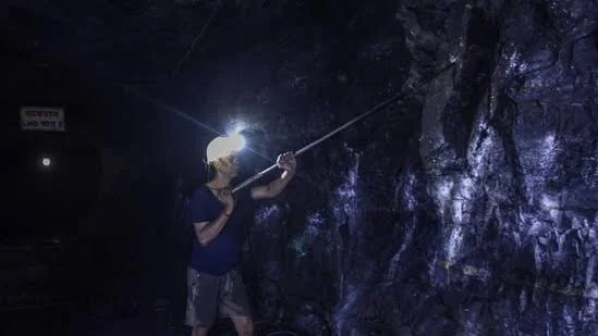 পাকিস্তানের কয়লাখনিতে গ্যাস থেকে ভয়াবহ বিস্ফোরণ, ১২ শ্রমিকের মর্মান্তিক মৃত্যু