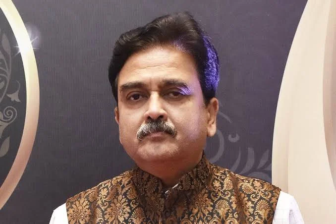 ইস্তফা দিচ্ছেন অভিজিৎ গঙ্গোপাধ্যায়, 'ময়দানে নামতে চাই' বললেন বিচারপতি