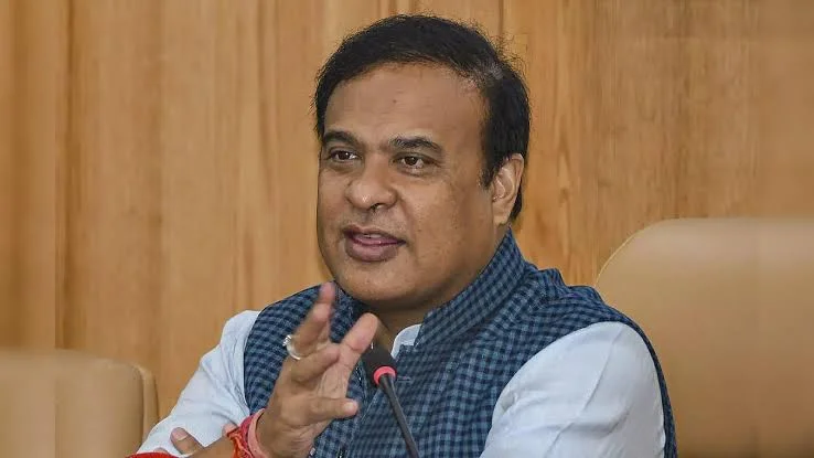 বুলডোজার, উচ্ছেদ অভিযান চালিয়ে হঠাৎ বাঙালি মুসলিমদের প্রতি ভিন্নসুর হিমন্তর