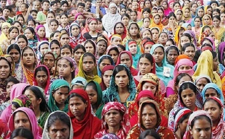 বাংলাদেশে জনসংখ্যা ঊর্ধমুখী, পুরুষদের তুলনায় নারীদের সংখ্যা বেশি