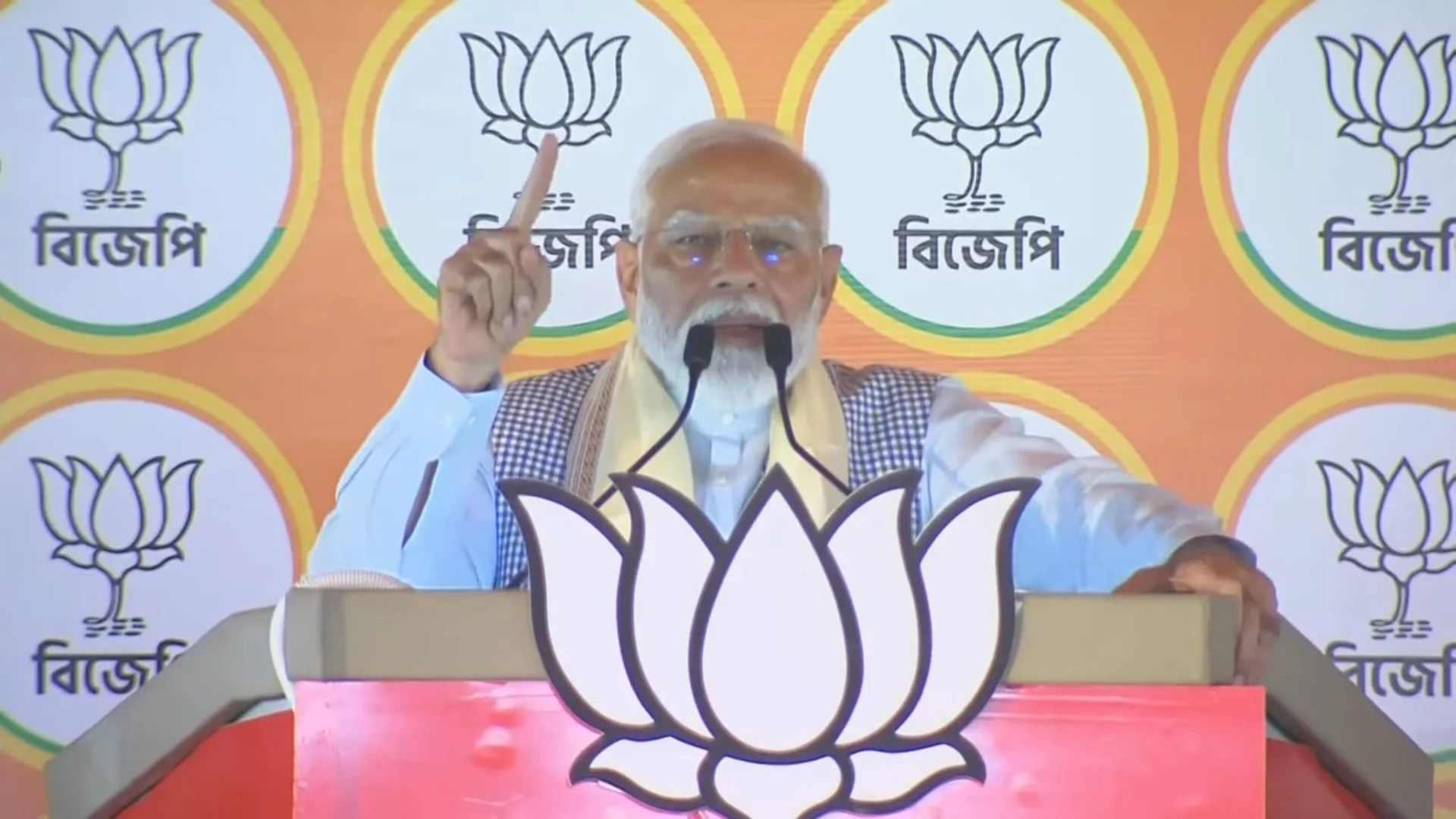 তৃণমূল আইন ও সংবিধানকে ধ্বংস করছে, ভূপতিনগর কাণ্ডে জোড়াফুলকে বিঁধলেন মোদি