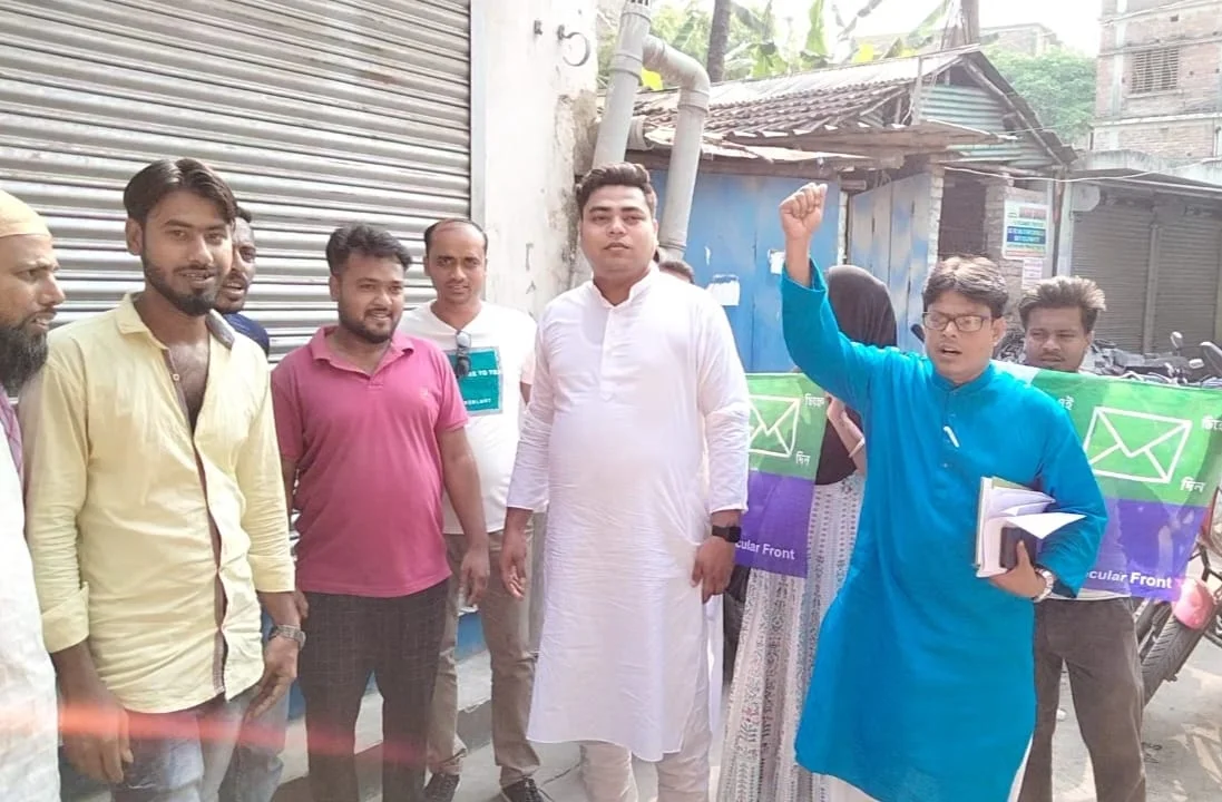 দেরিতে হলেও প্রচারে বসিরহাটের আইএসএফ প্রার্থী, জনসংযোগে এগিয়ে হাজী নুরুল