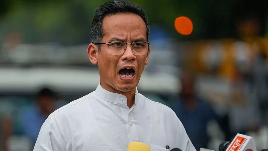 অসমে জন্মগ্রহণকারী বাঙালি হিন্দুদের ‘বাংলাদেশি’ অপবাদ নিতে চাপ দেওয়া হচ্ছে: গগৈ