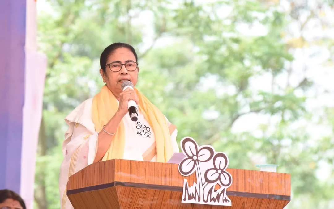 এজেন্সির সামনে মাথা নোয়াবেন না: বার্তা মুখ্যমন্ত্রীর