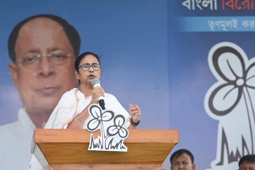 যারা বাংলার টাকা বন্ধ করেছে তাঁরাই গদ্দার, বিজেপিকে তোপ মমতার