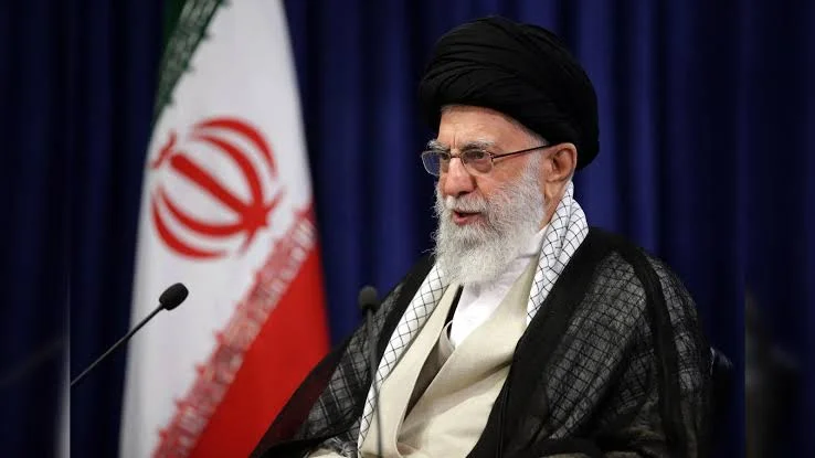 ইসরাইলকে শক্তি দেখিয়েছে ইরান: সেনার প্রশংসা করে বললেন খামেনি