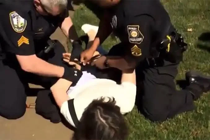 ইসরাইল বিরোধী বিক্ষোভে অস্বস্তিতে বাইডেন প্রশাসন, বিক্ষোভ দমাতে ব্যাপক ধরপাকড় পুলিশের