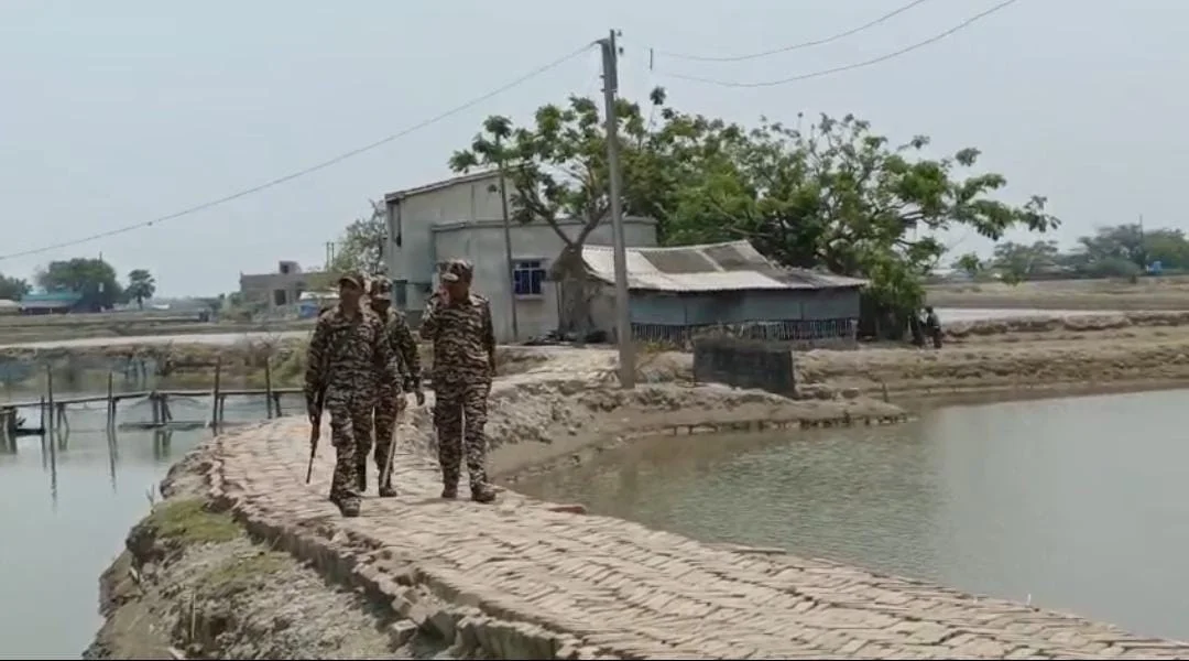 আন্তর্জাতিক অস্ত্র পাচারচক্রের সঙ্গে কি যোগ  ছিল শাহজাহানের, সন্দেশখালি কাণ্ডে উঠে গেল জোরালো প্রশ্ন 