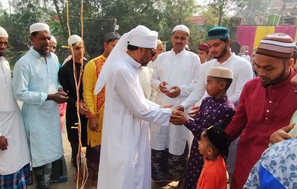 ঈদুল ফিতরে বিশ্ব শান্তির আহ্বানে, পীরজাদা হাজী ফারহাদ