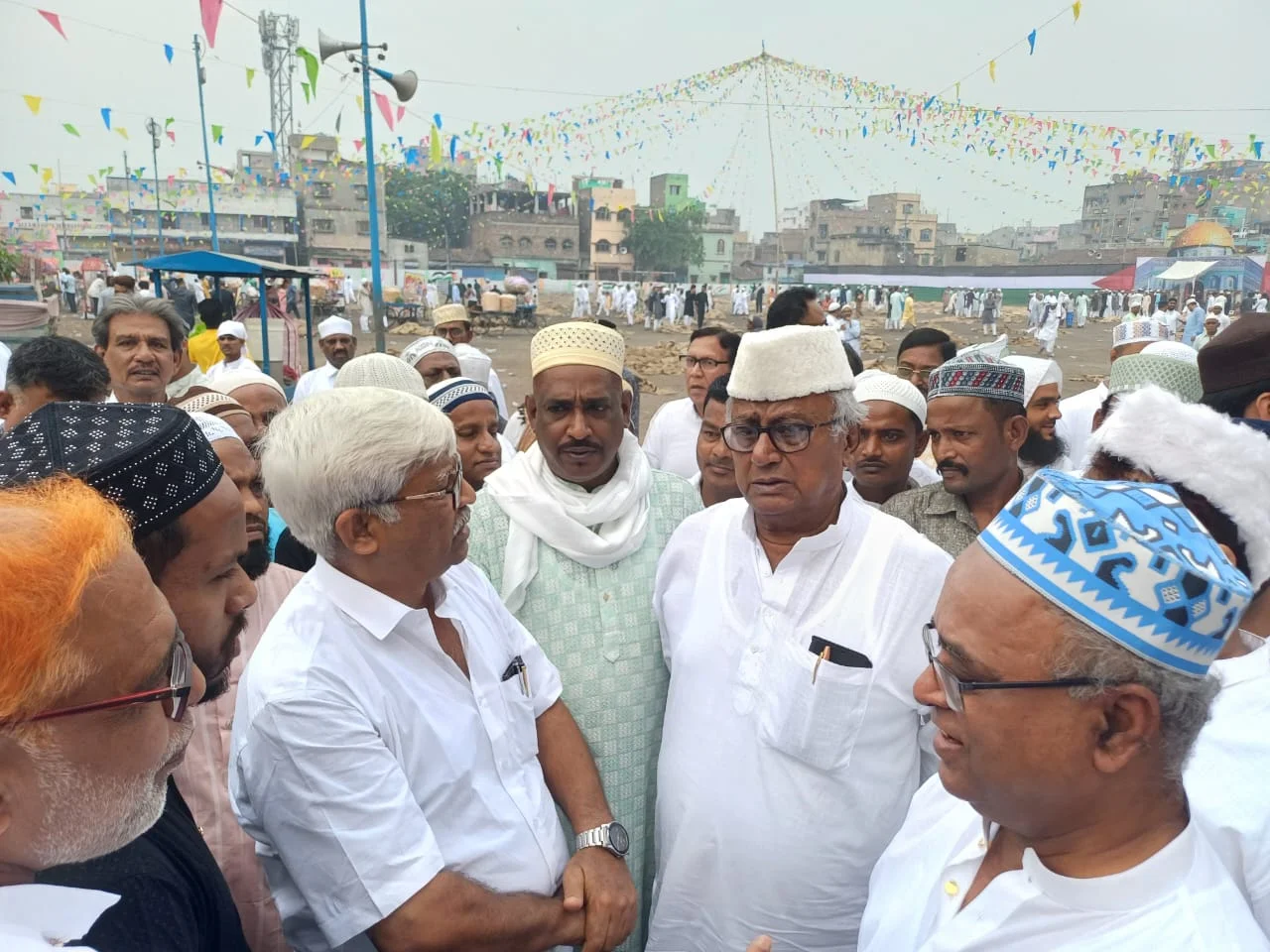 সম্প্রীতির মেলবন্ধন, খুশির ঈদ
