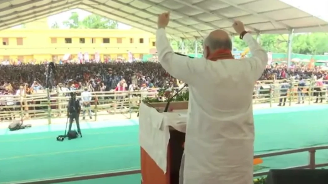৩০০ আসন পার করেছে বিজেপি, বাংলায় মিলবে ৩০ আসন: দাবি অমিত শাহের